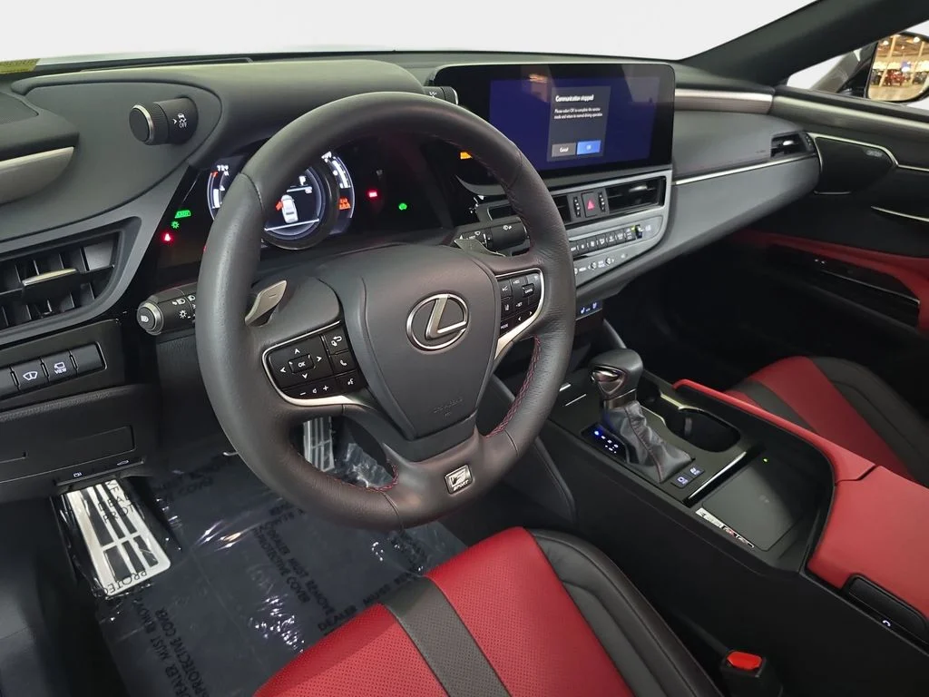 Used 2024 IRIDIUM Lexus 300h F SPORT Handling image 19