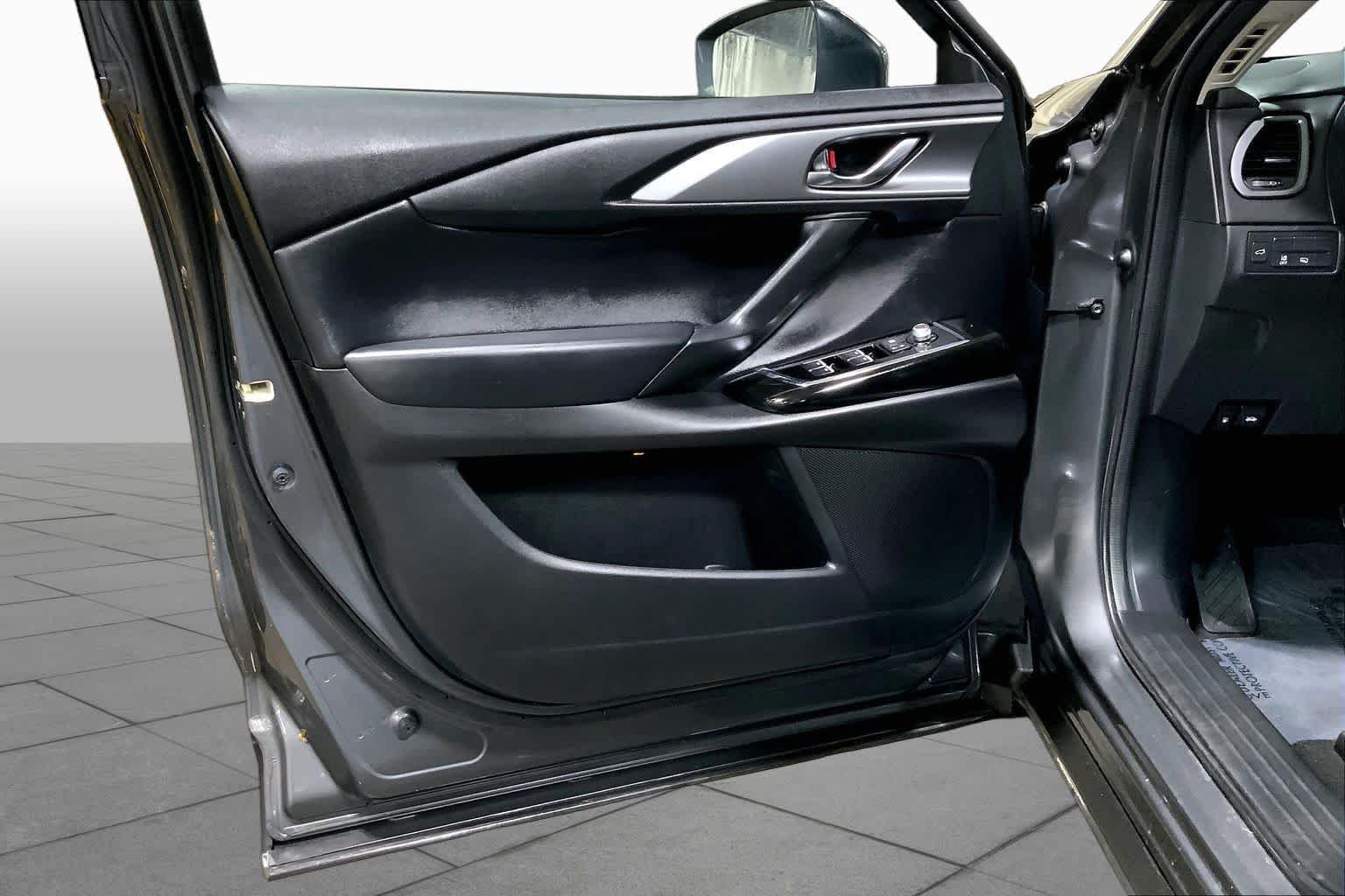 Used 2023 Machine Gray Metallic Mazda Touring image 22