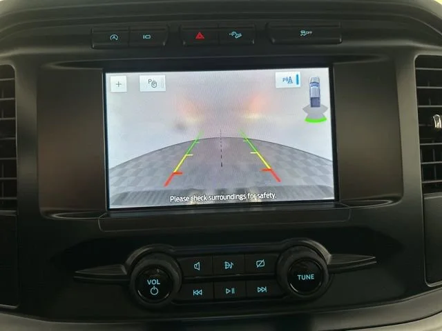 Used 2023  Ford XL image 28