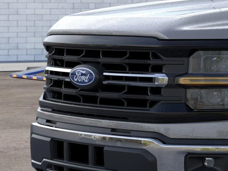 New 2026 Carbonized Gray Metallic Ford XLT image 17