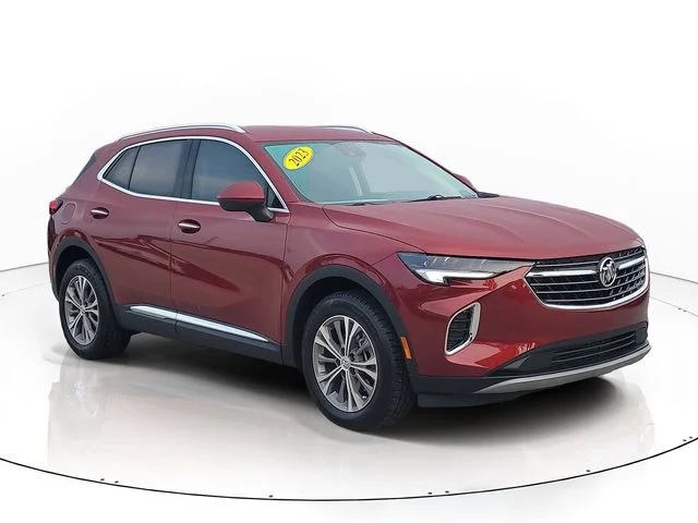 Used 2023  Buick Preferred image 3