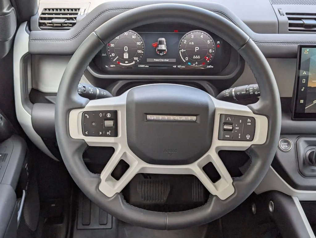 Used 2025 Black Land Rover S image 27