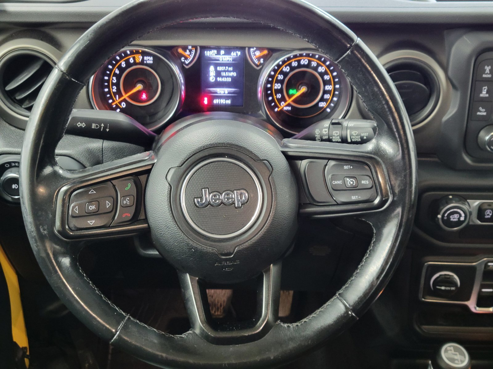 Used 2019 Yellow Jeep Unlimited Sport S image 28