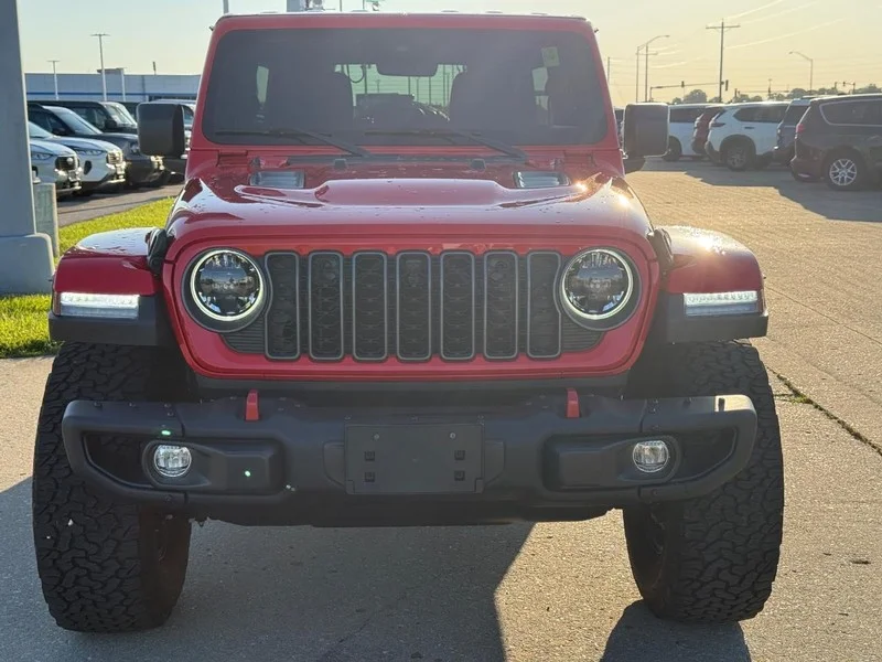 Used 2025 Firecracker Red Clearcoat Jeep Rubicon X 4 Door 4x4 image 11