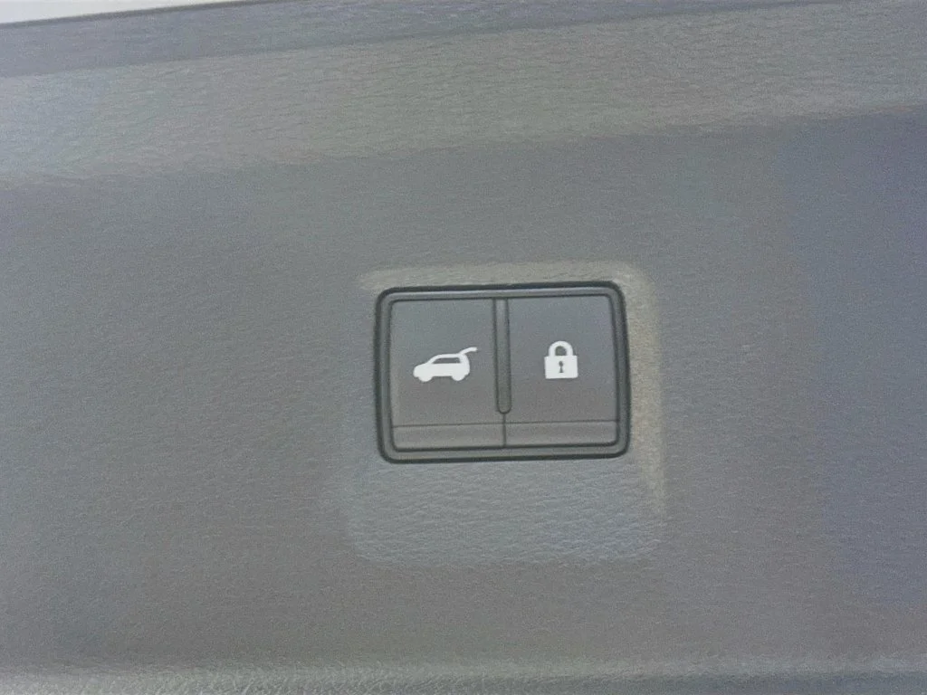 Certified Used 2027 Gray INFINITI LUXE image 36