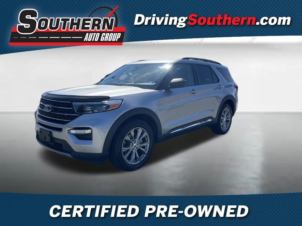 Used 2021 Silver Ford XLT image 1