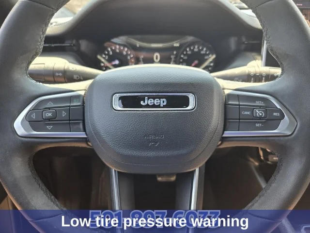 Used 2024 White Jeep Latitude image 29
