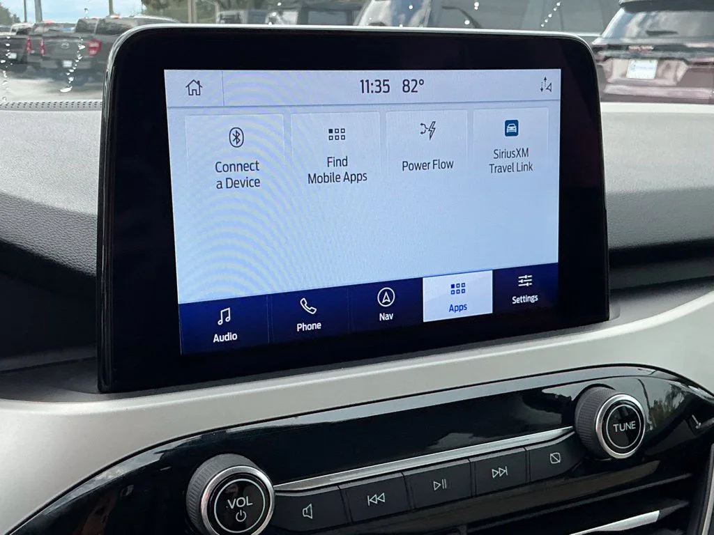 Used 2021 White Ford SEL image 36