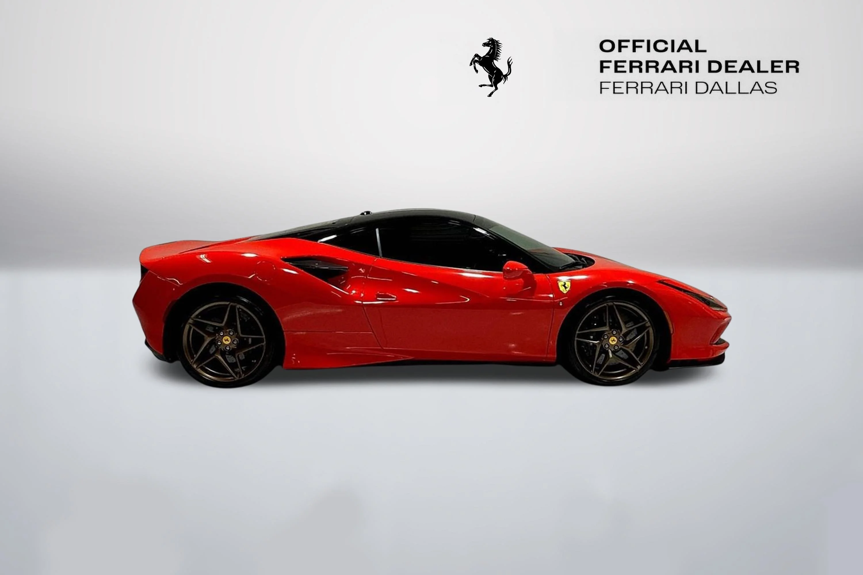 Used 2020 Rosso Scuderia Ferrari  image 4