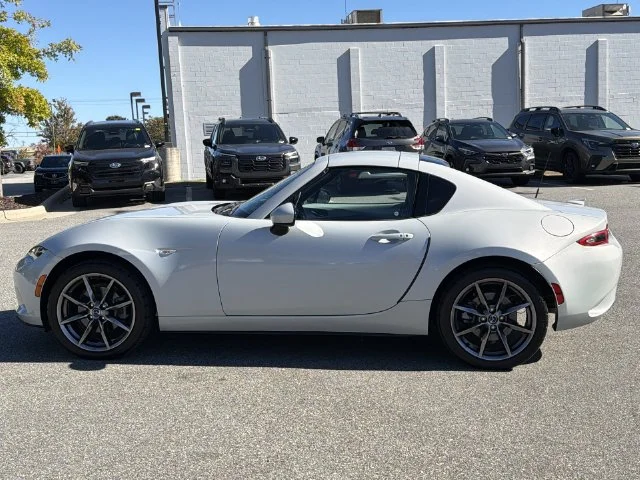 Used 2017 White Mazda Grand Touring image 10