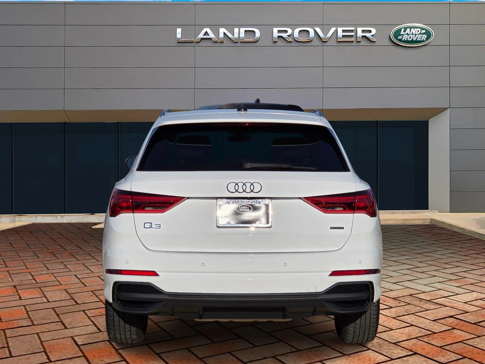 Used 2025 WHITE Audi S line Premium image 5