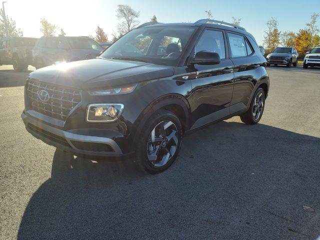 New 2026 Onyx Black Hyundai SEL image 2