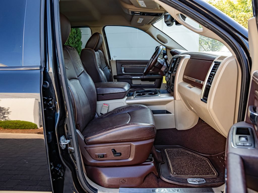 Used 2015 Brilliant Black Crystal Pearlcoat Ram Laramie Longhorn image 28