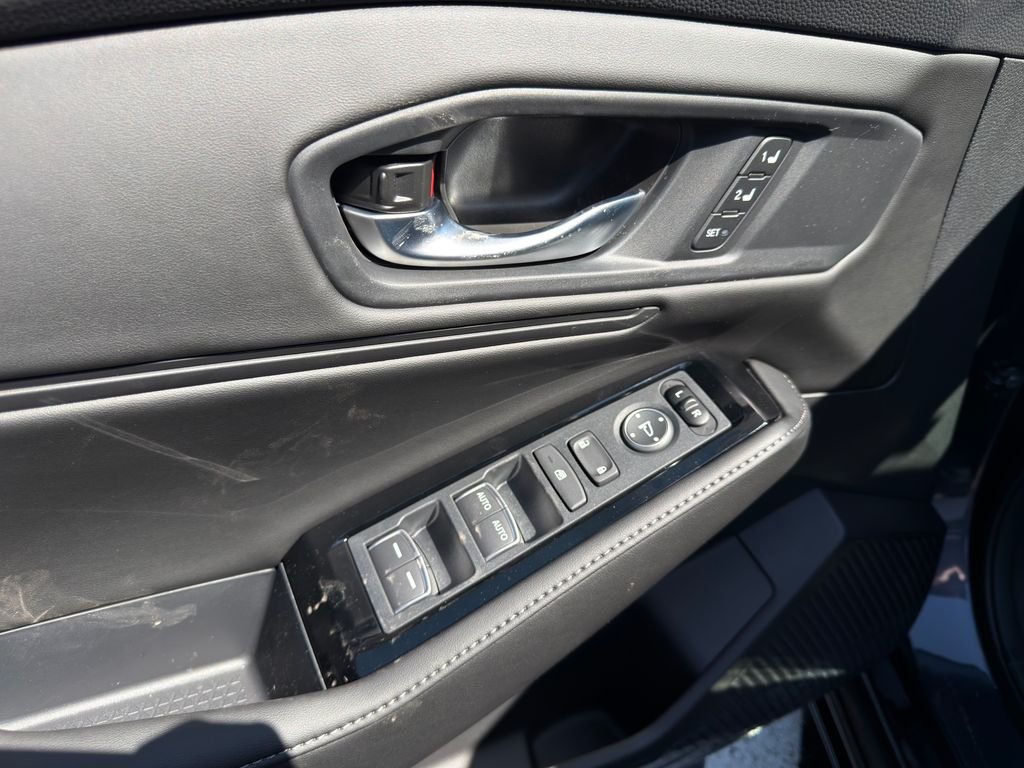 New 2026 Meteorite Gray Metallic Honda Touring image 26