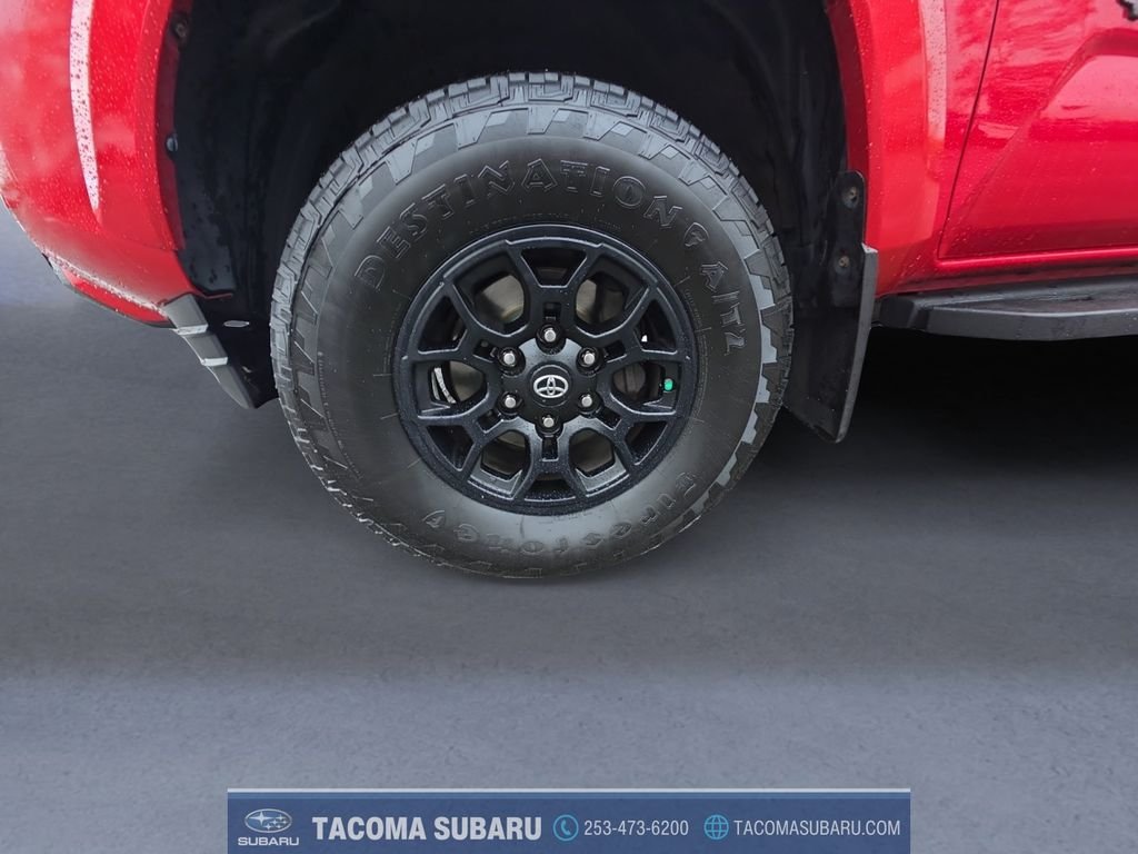 Used 2020 Red Toyota SR5 image 9