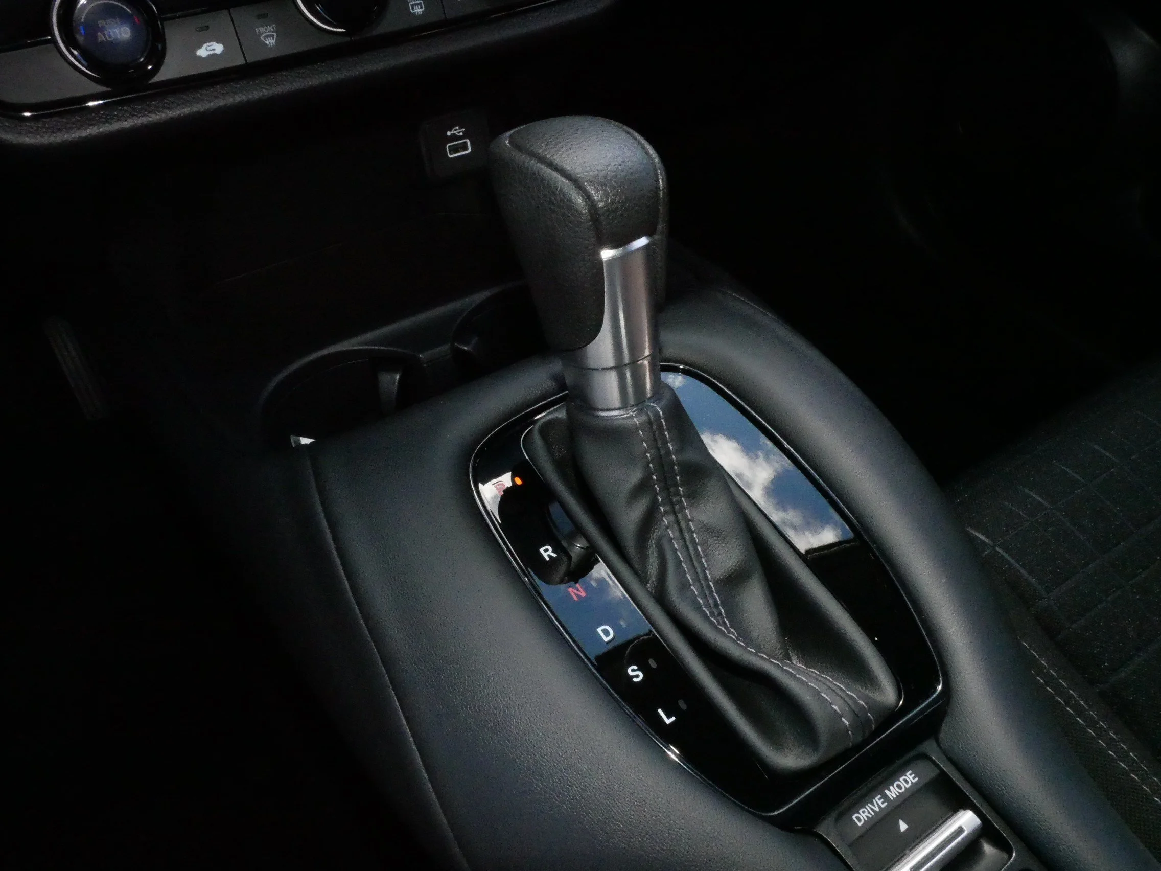 2024 Honda HR-V LX - Photo 24