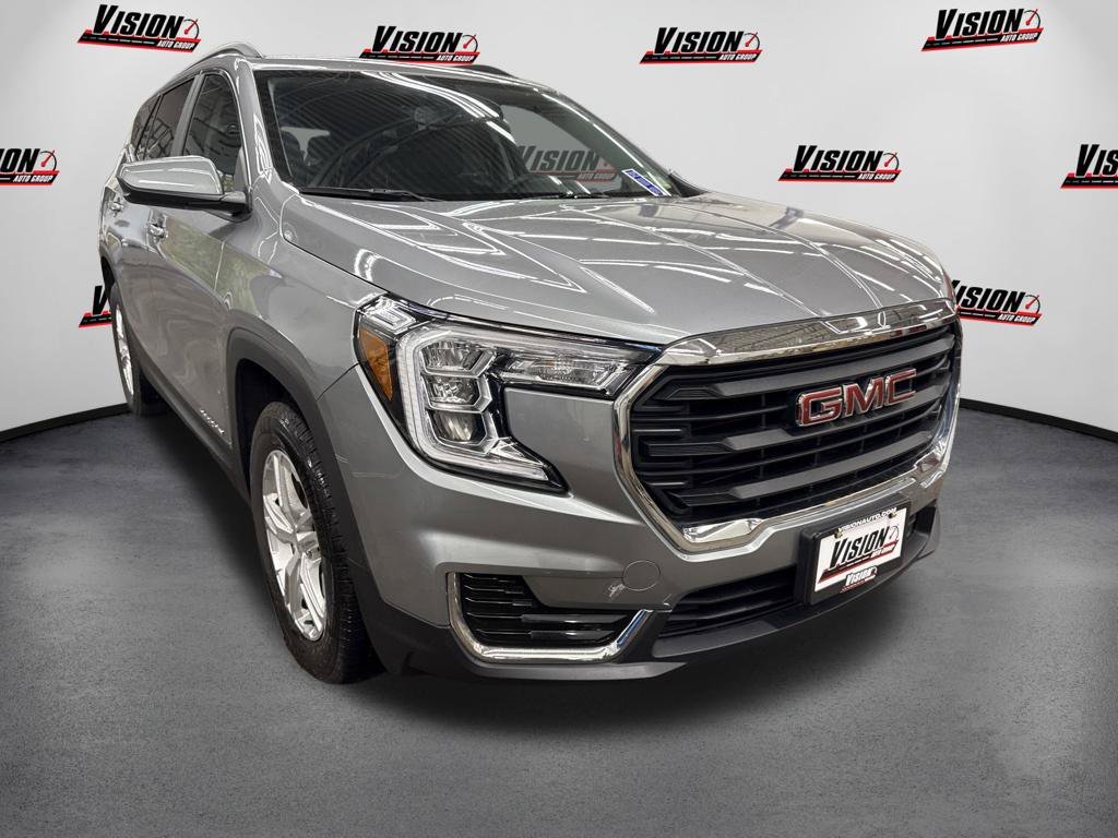 Used 2023 Silver GMC SLE image 3