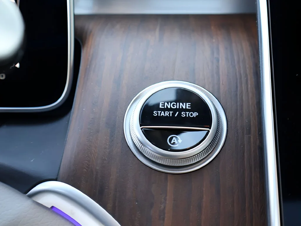 New 2027 Grey831 Mercedes-Benz GLC 300 image 28