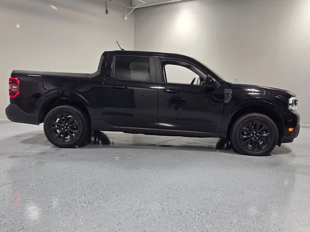 Used 2023 Black Ford Lariat image 12