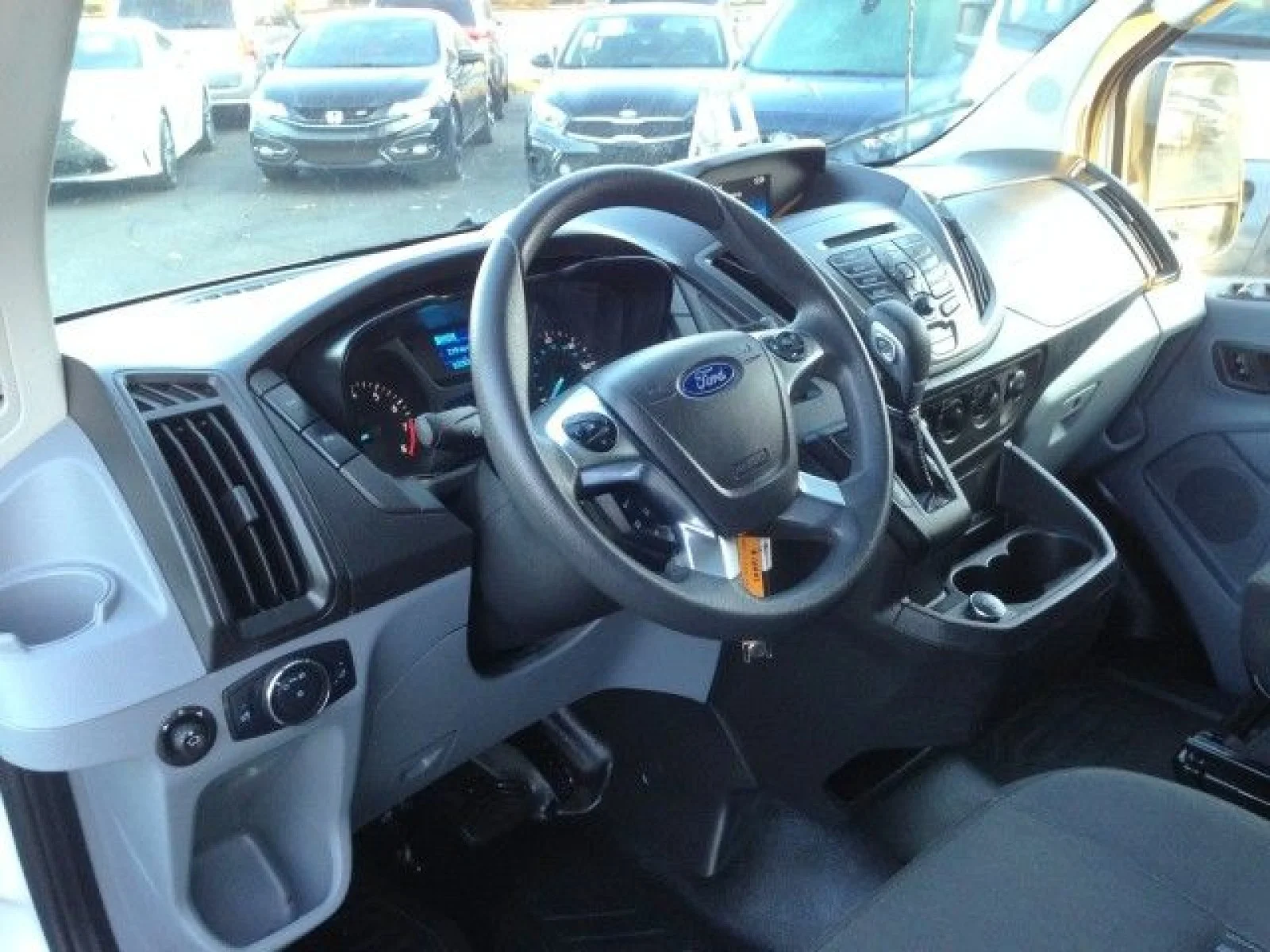Used 2019 Oxford White Ford w/ rearCam image 41