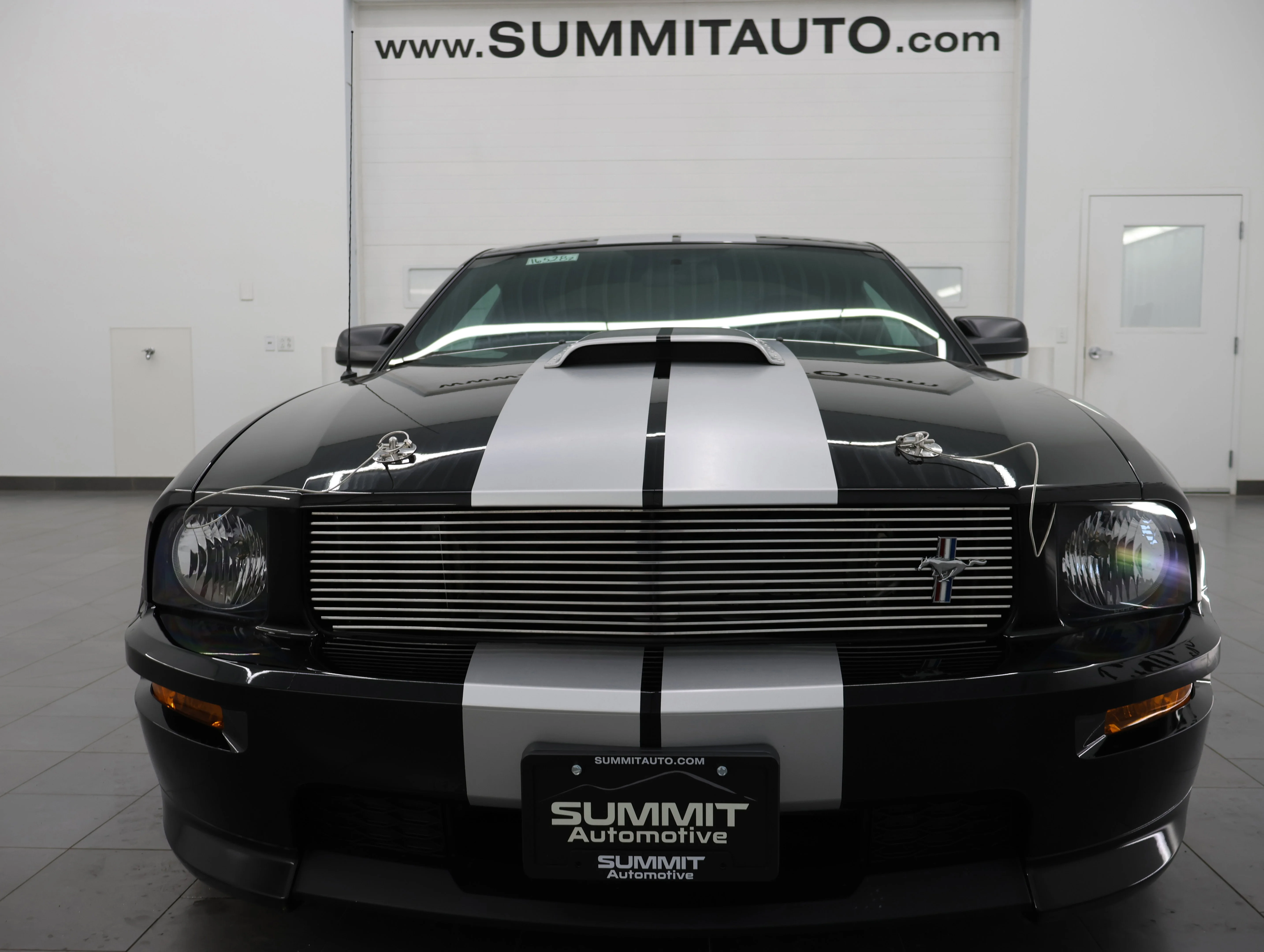 Used 2007 Black Ford GT Premium image 19