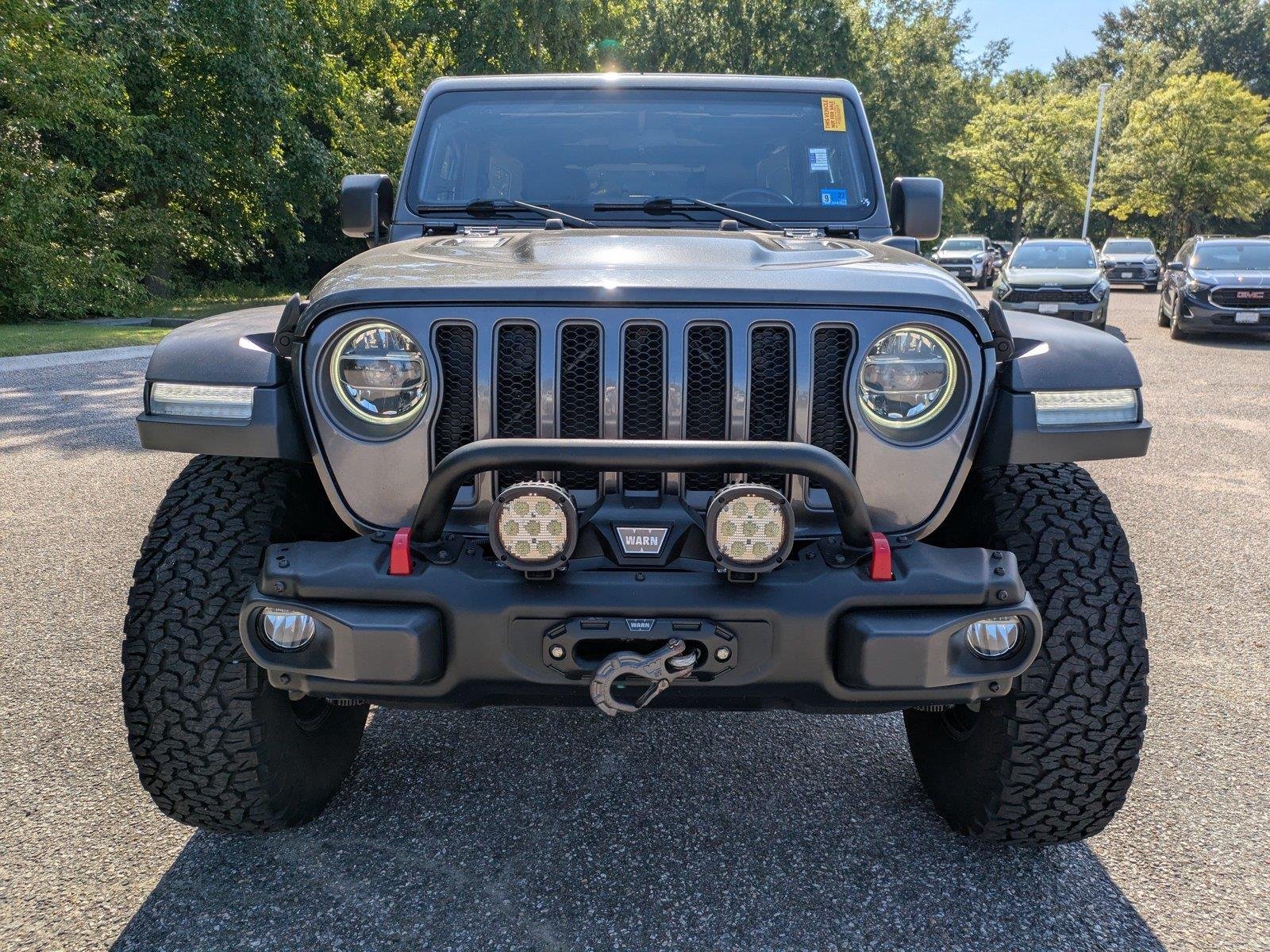Used 2018 Granite Crystal Metallic Clearcoat Jeep Rubicon image 9