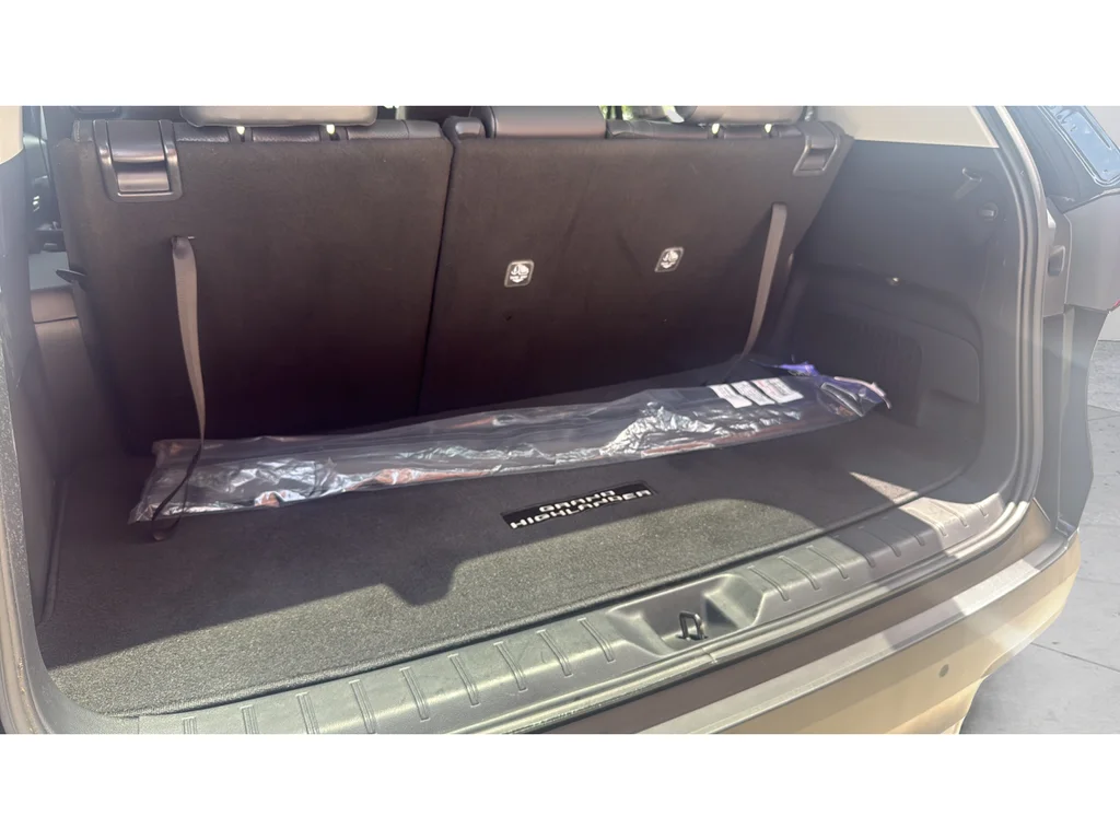 2025 Toyota Grand Highlander Platinum - Photo 19