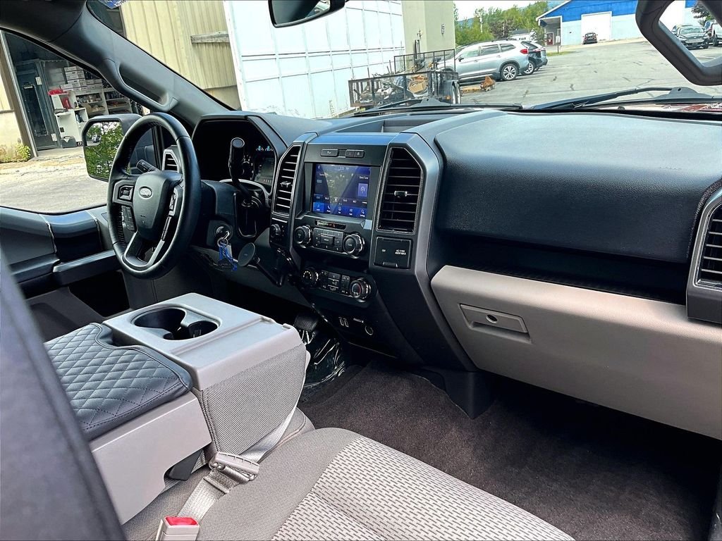 Used 2020 Red Ford XLT image 14