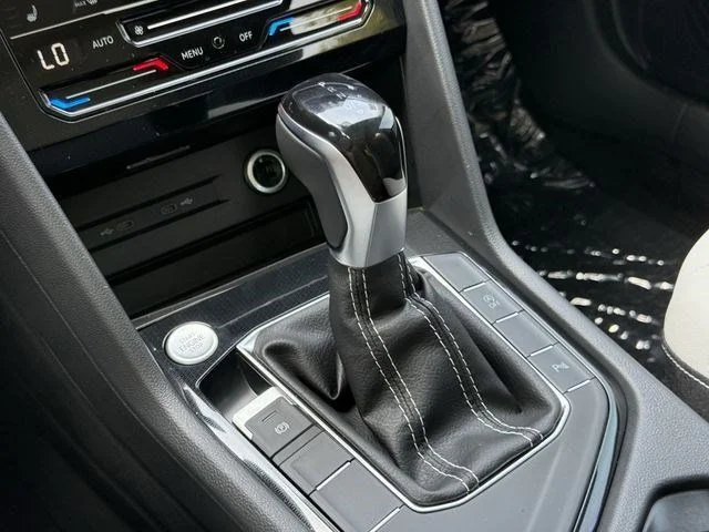 New 2026 Gray Volkswagen 1.5T SE image 18