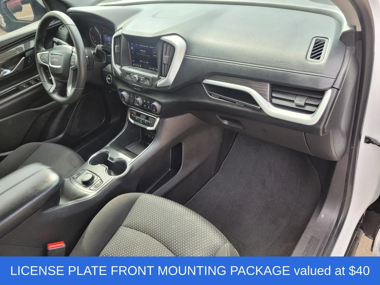 Used 2022 Summit White GMC SLE image 10