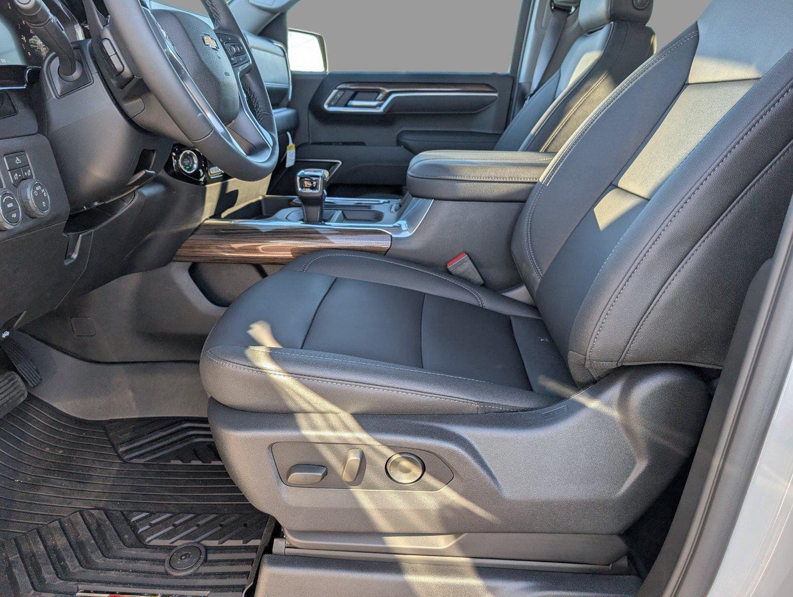 Used 2023 SUMMIT WHITE Chevrolet LTZ image 13