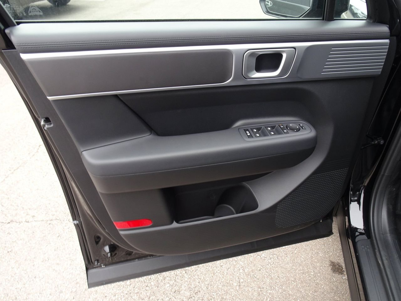 New 2026 Black Hyundai SE image 11