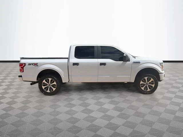 Used 2020 Oxford White Ford XL image 8