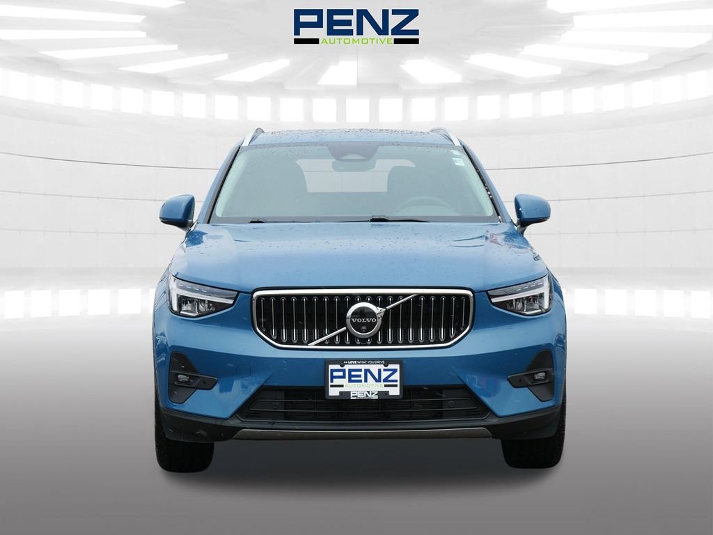 Used 2025 Volvo XC40 Plus with VIN YV4L12UE3S2586709 for sale in Rochester, Minnesota