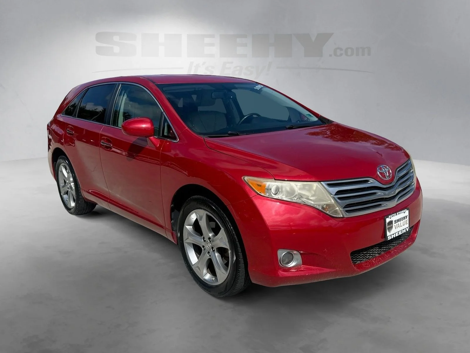 Used 2009 Red Toyota Base image 2
