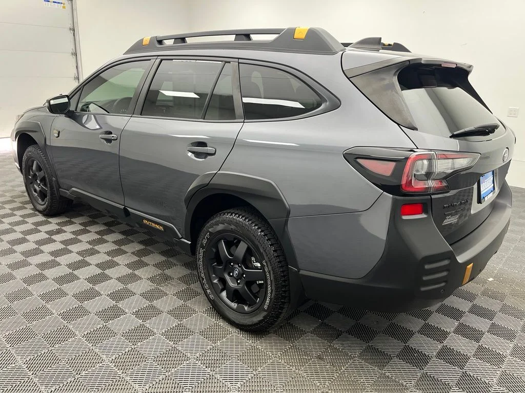 Used 2025 Gray Subaru Wilderness image 12