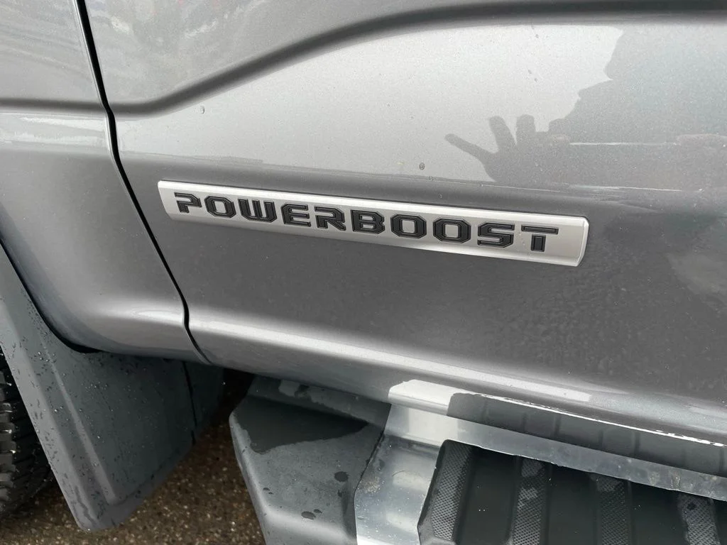 2025 Ford F-150 XLT - Photo 11