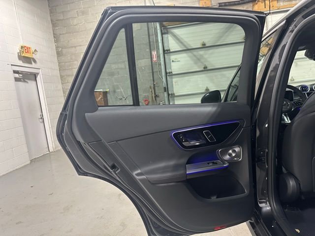 New 2026  Mercedes-Benz GLC 300 image 11
