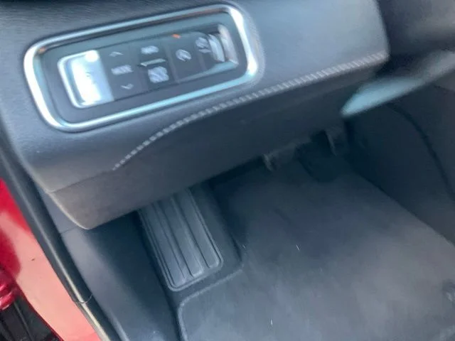 Used 2025 Red Buick Preferred image 9