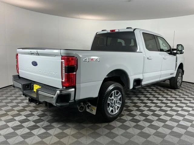 New 2026 Avalanche Ford Lariat image 4