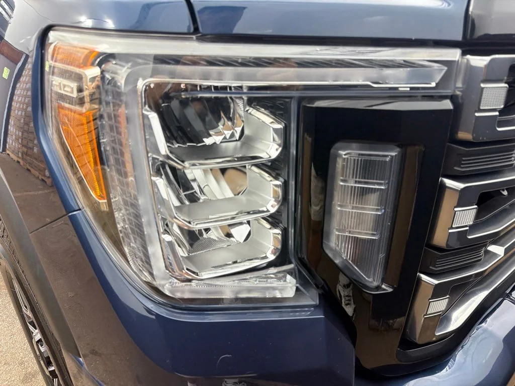 Used 2020 Blue GMC AT4 image 29