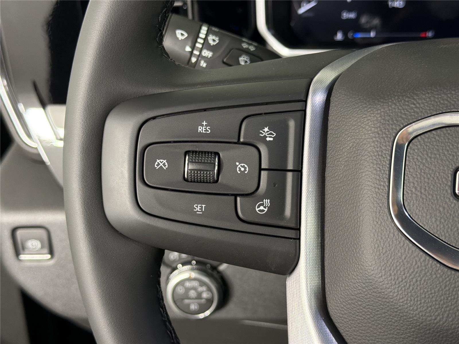 2026 GMC Sierra 1500 SLT - Photo 23
