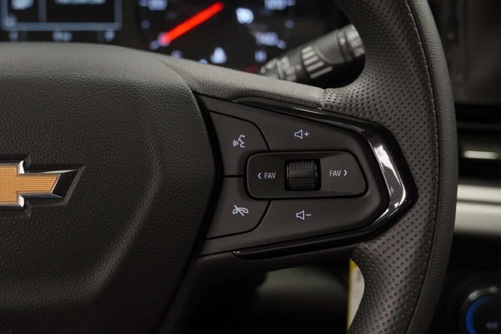 New 2026 Mosaic Black Metallic Chevrolet LS image 28