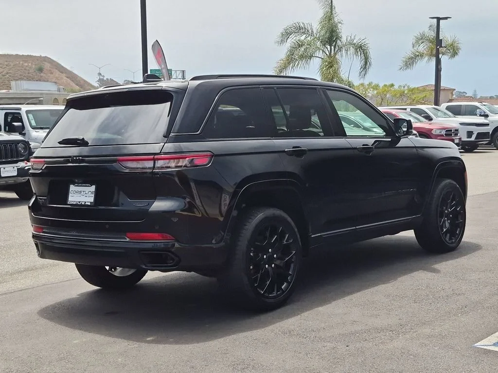 Certified Used 2022 Black Jeep Summit image 5
