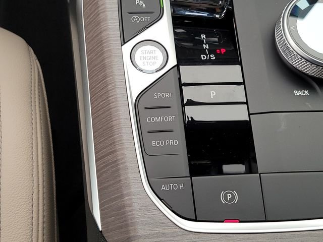 New 2026 Blue BMW 330i xDrive image 26