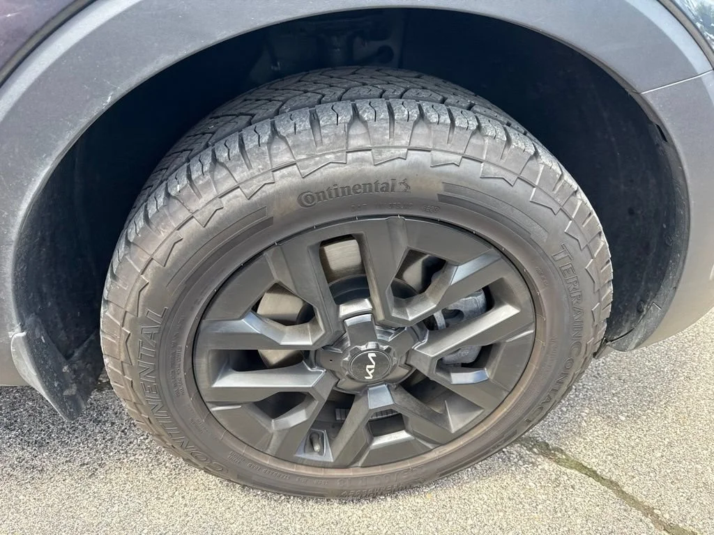 Used 2024 Gravity Gray Kia SX-Prestige X-Pro image 13