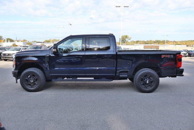 Used 2023 Blue Ford XLT image 4