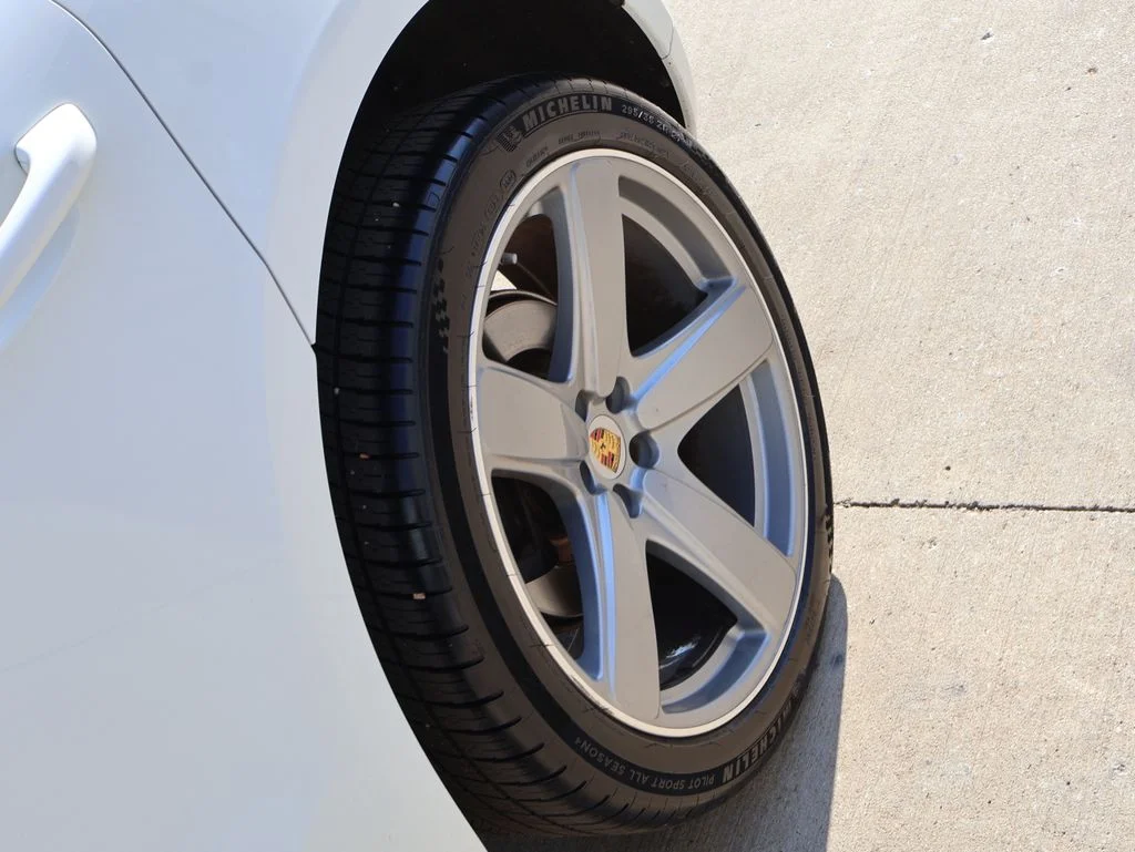 Used 2020  Porsche Base image 37
