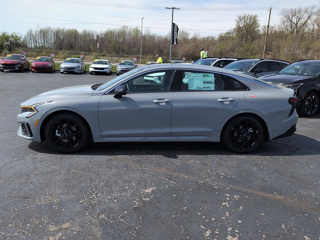 New 2026 Wolf Gray Kia GT-Line AWD image 4