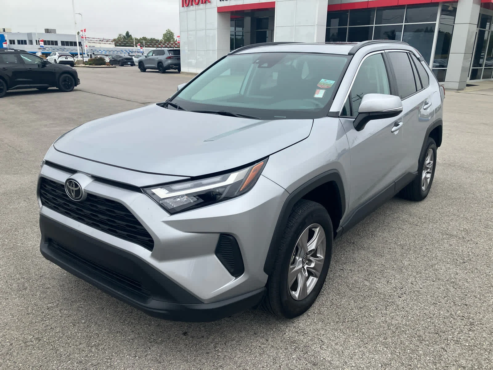 Certified Used 2025 Silver Sky Metallic Toyota XLE image 5
